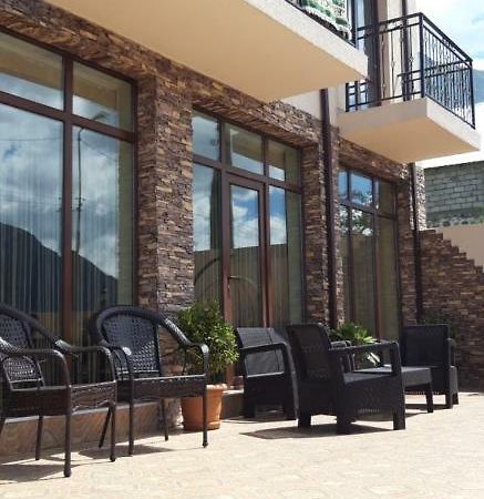 Hotel Iveria Stepancminda Zewnętrze zdjęcie