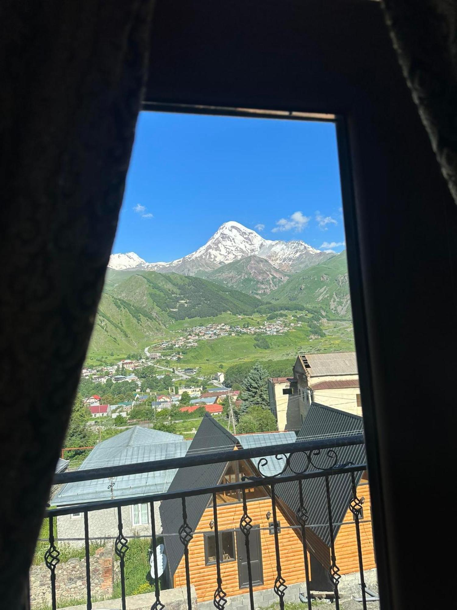 Hotel Iveria Stepancminda Zewnętrze zdjęcie